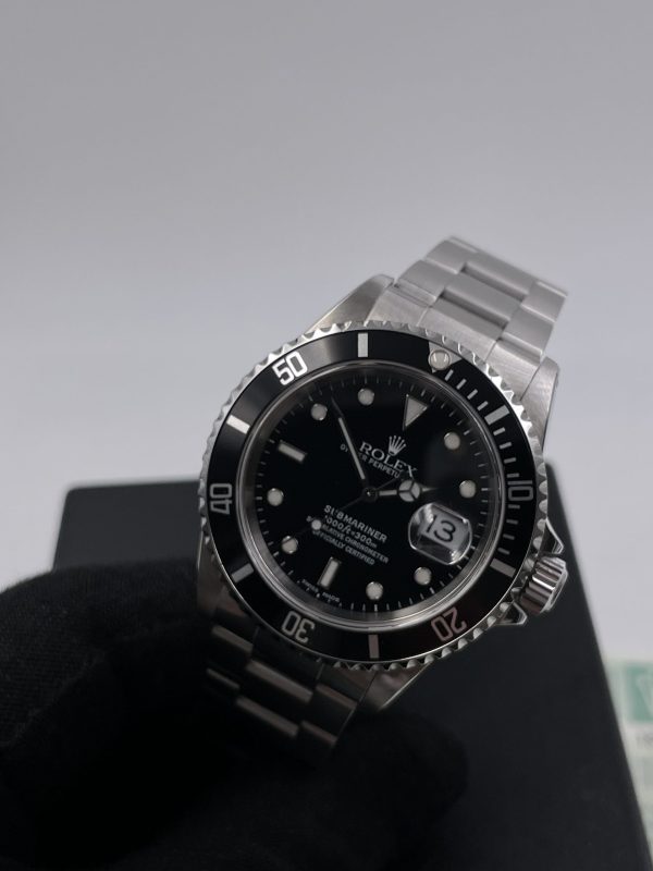 Rolex Submariner 16610 with Paper from 1999