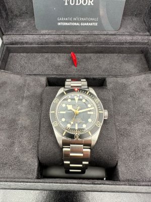 TUDOR HERITAGE BLACK BAY 39 MM NOS 2020