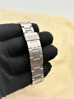 Rolex Submariner Date 16610 Like New