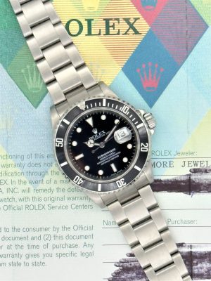 Rolex Submariner Date 16610 Sel Like New