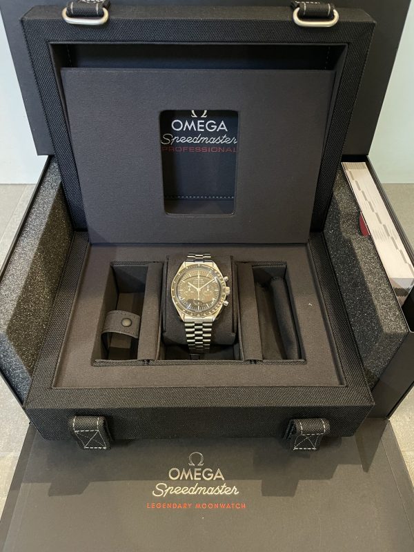 Omega Speedmaster Moonwatch New 2023 Full Set