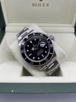 Submariner No Holes 16610 Full Set Never Polished