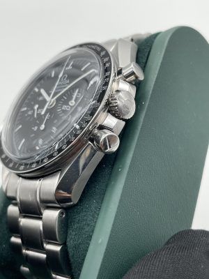 Omega Speedmaster Moonwatch