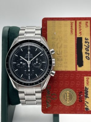 Omega Speedmaster Moonwatch