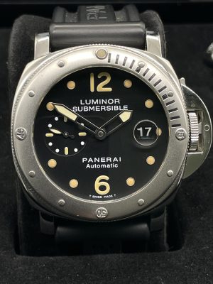 Luminor Submersible Tritium Dial Full Set Like New