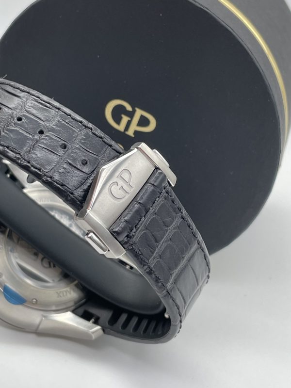 Girard Perregaux Traveller Ww.tc Full Set 44mm