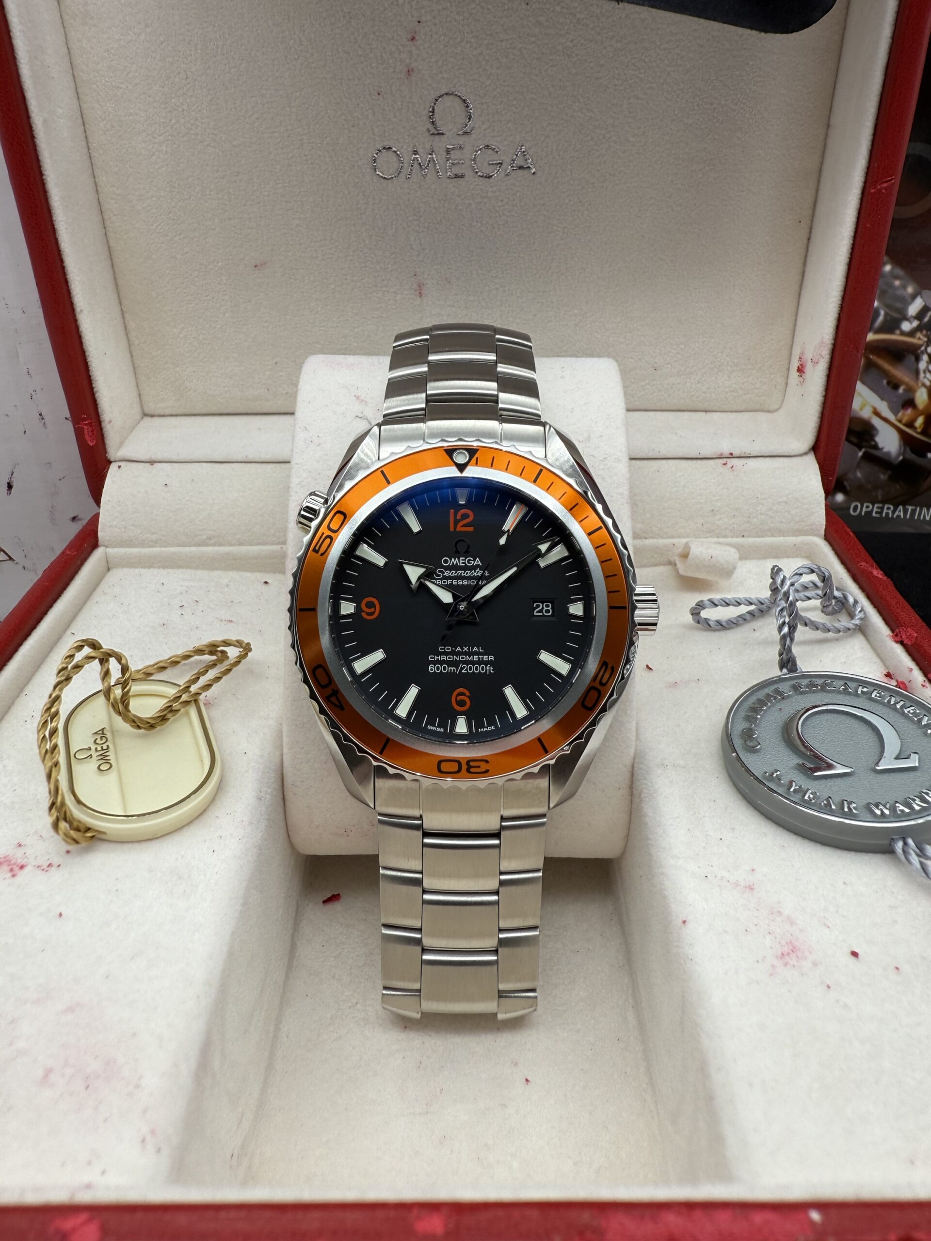 Omega Seamaster Planet Ocean NOS Orange - Image 5