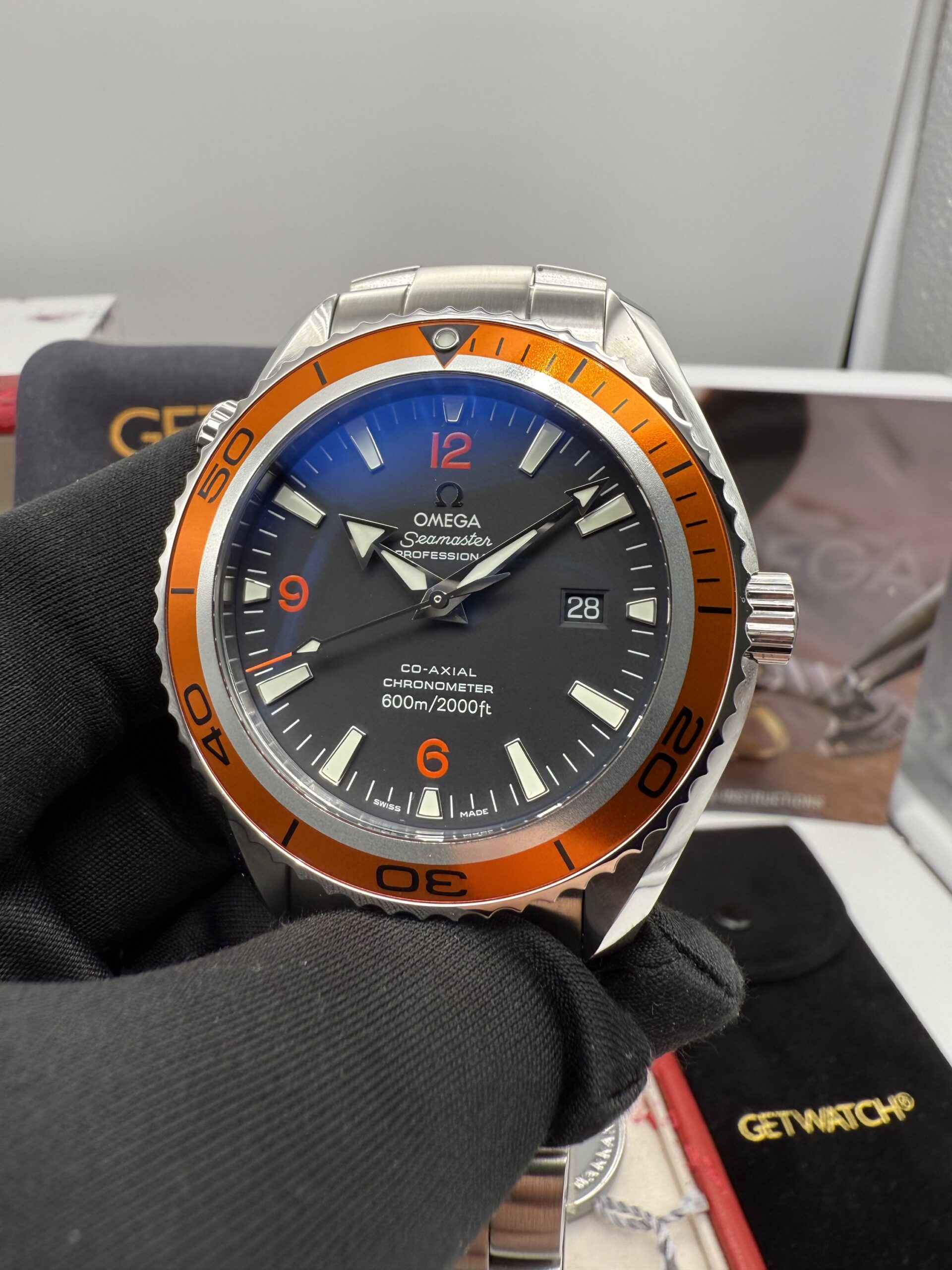 Omega Seamaster Planet Ocean NOS Orange - Image 15