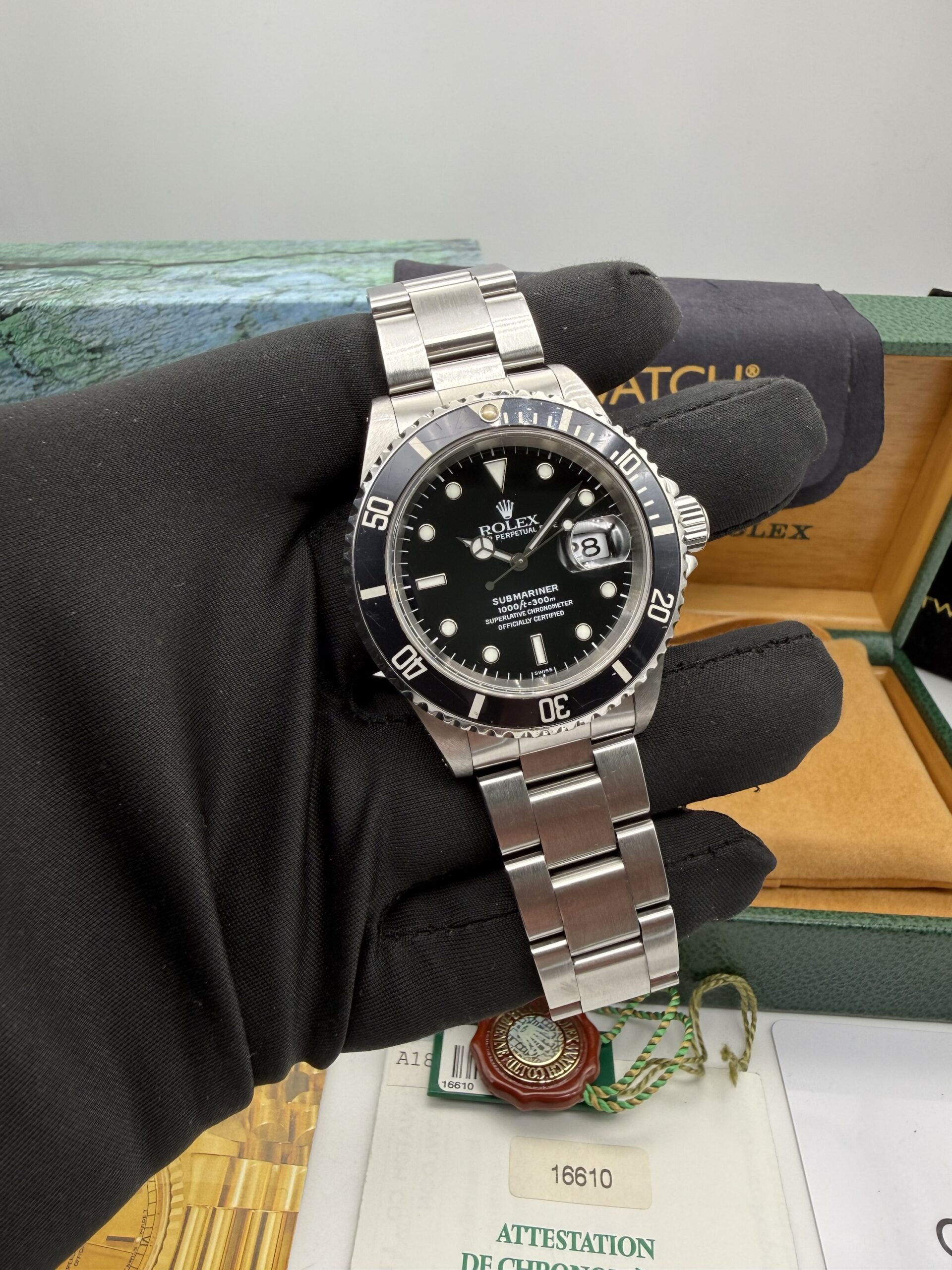 Rolex Submariner 16610 Full Set Luminova