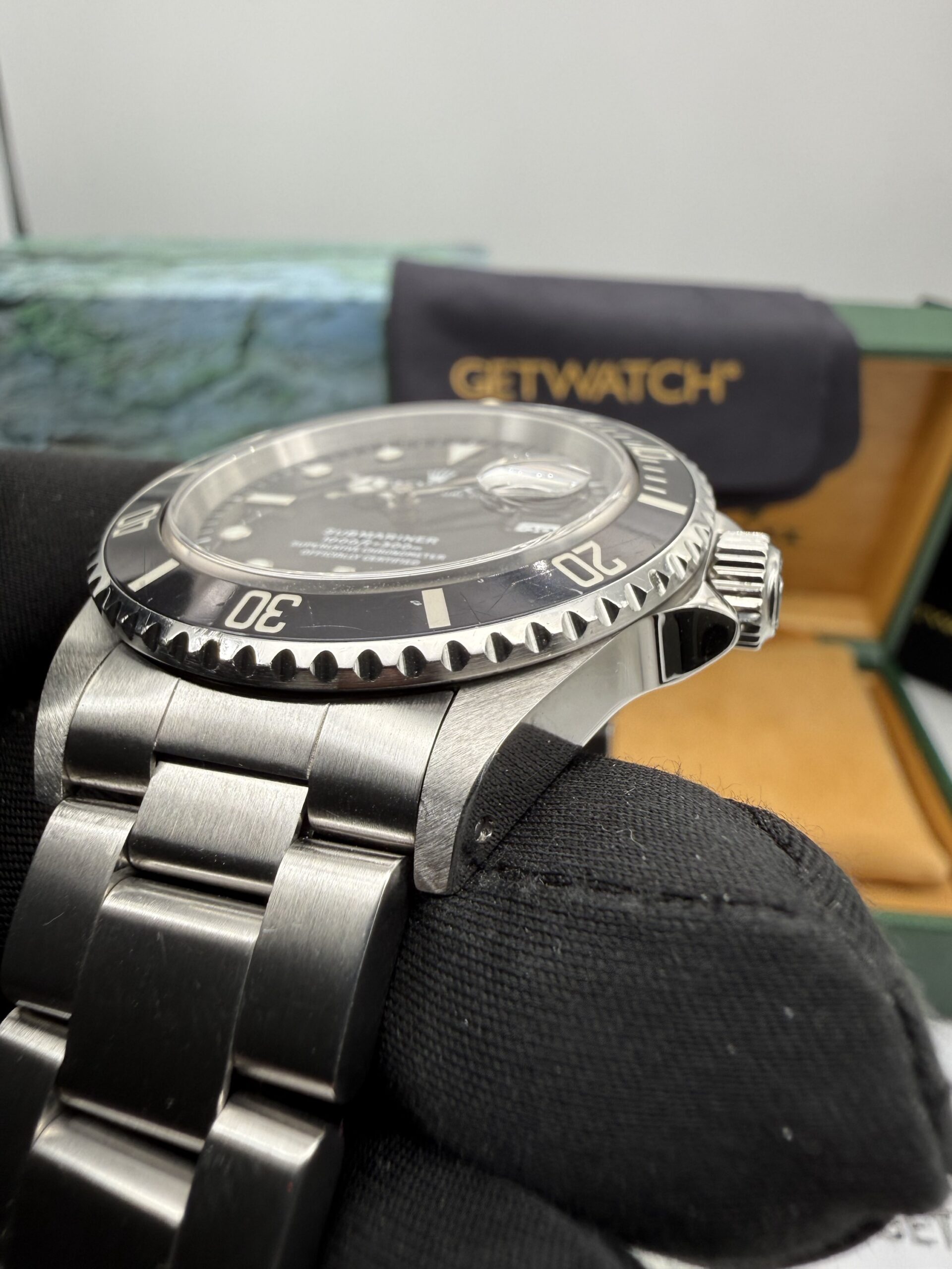 Rolex Submariner 16610 Full Set Luminova - Image 4
