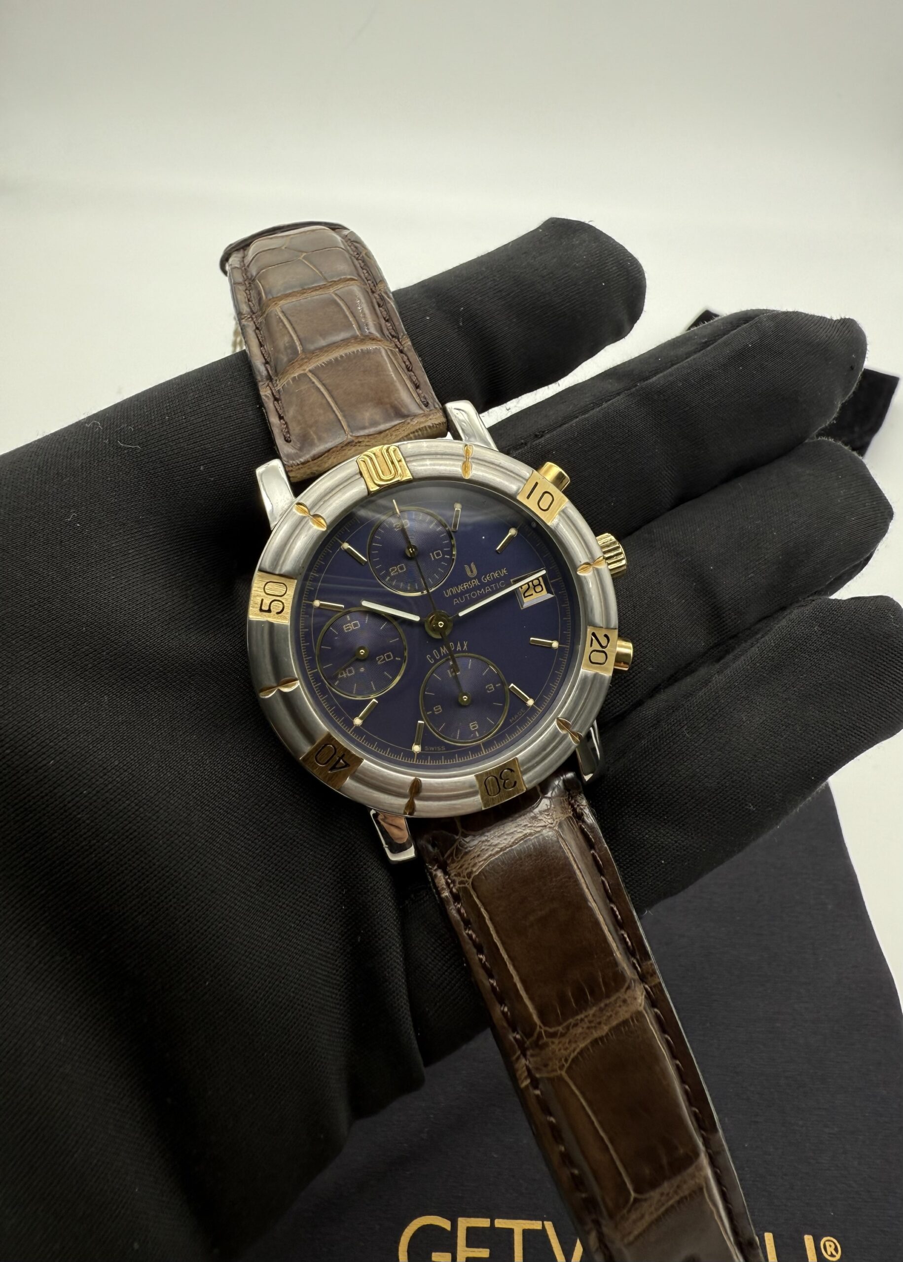 Universal Genève Compax Automatic Blue Dial Chronograph - Image 14