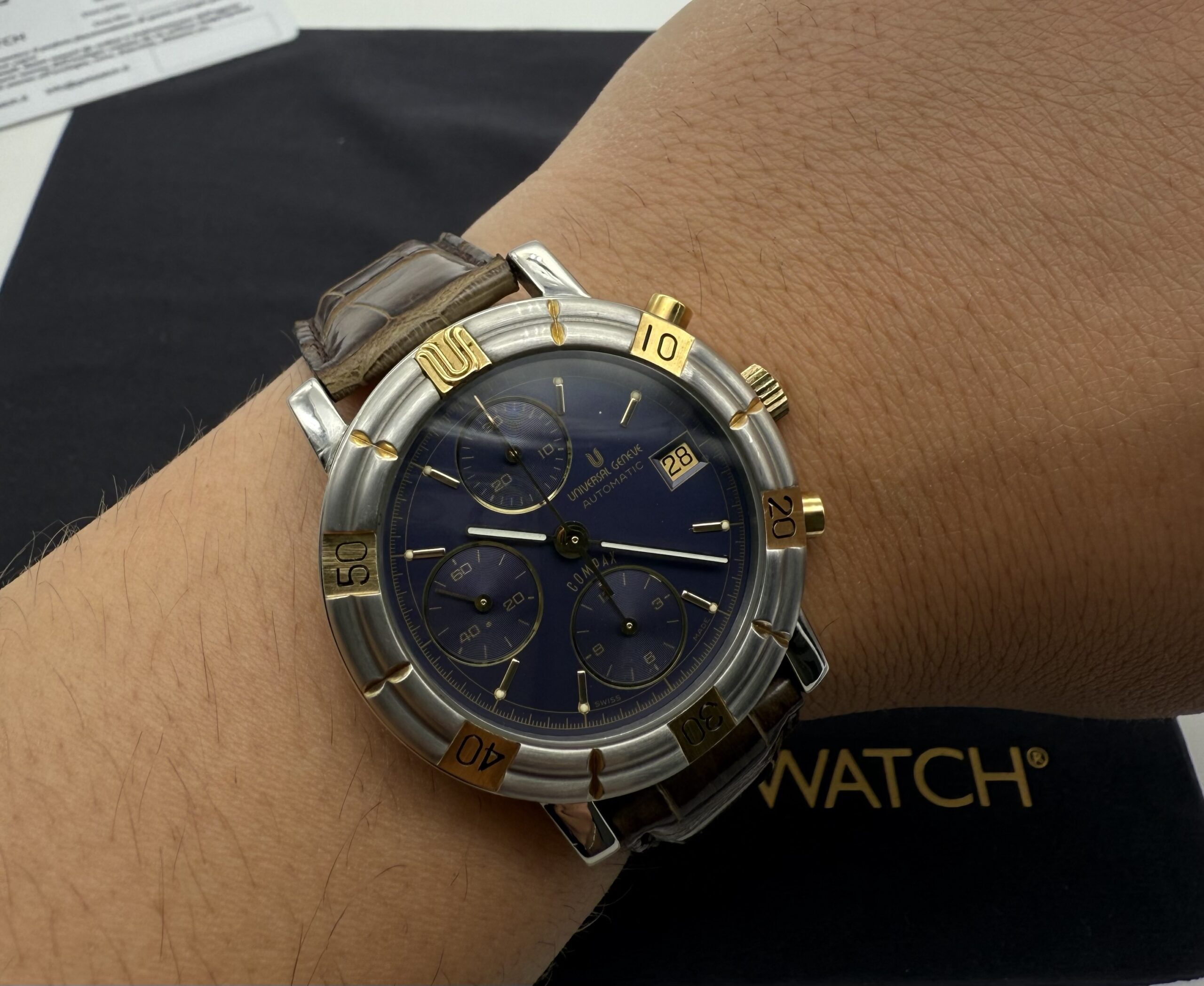 Universal Genève Compax Automatic Blue Dial Chronograph - Image 13