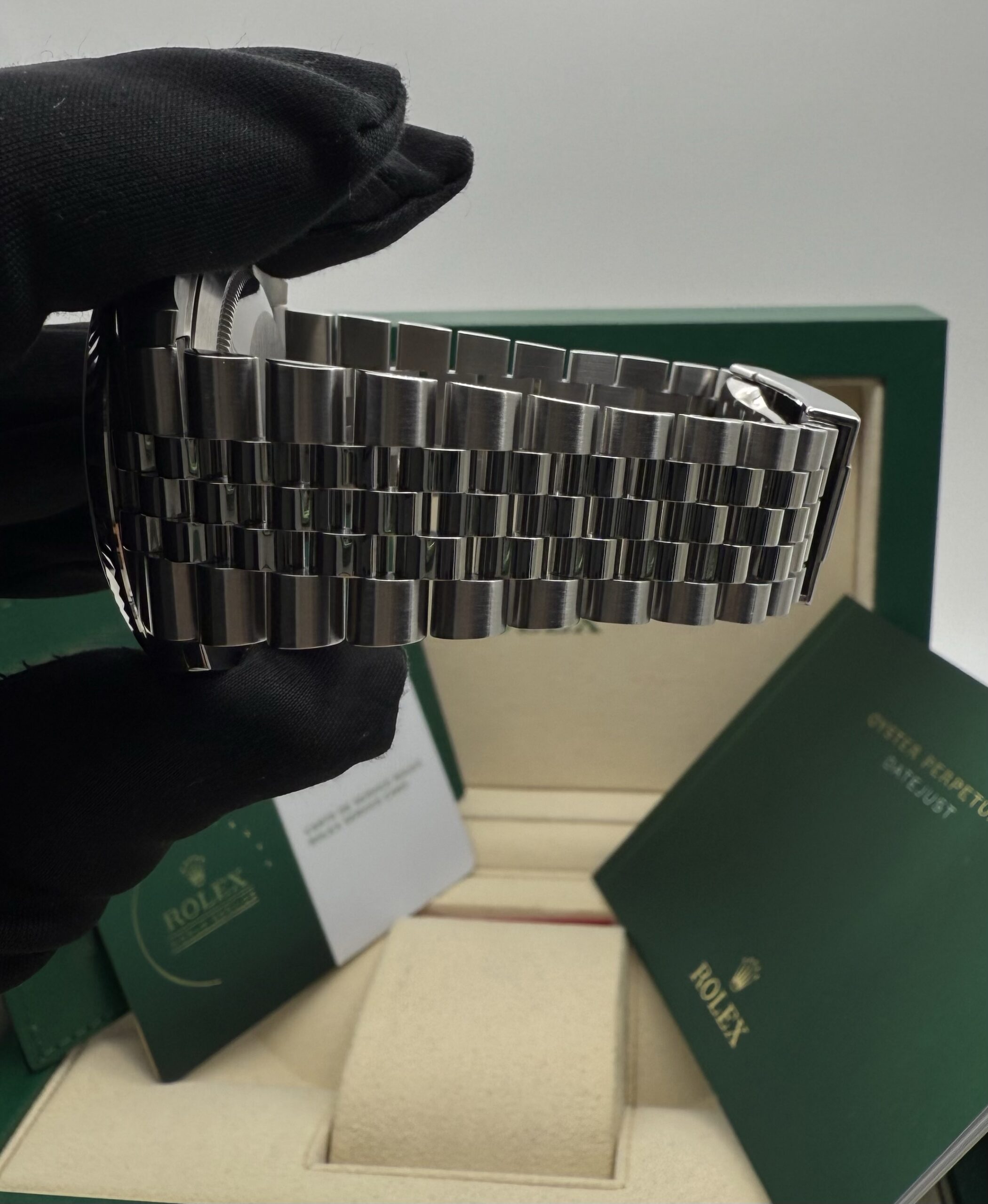 Rolex Datejust 41 Wimbledon 126334 Jubilee Full Set 2020 (2027 official Rolex Warranty) - Image 8