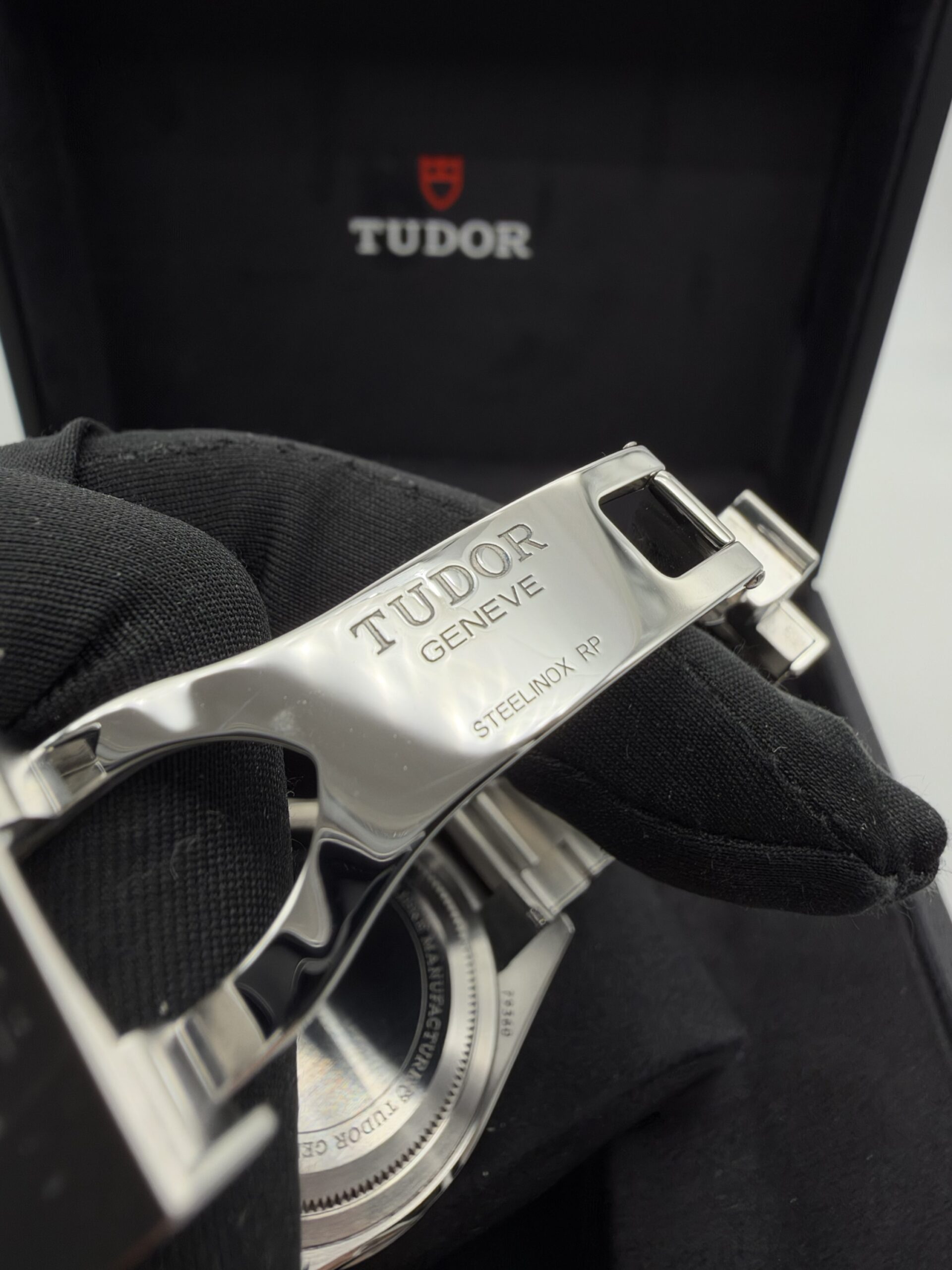 TUDOR BLACK BAY CHRONO PANDA 79360N – 2023 – FULL SET – LIKE NEW - Image 5