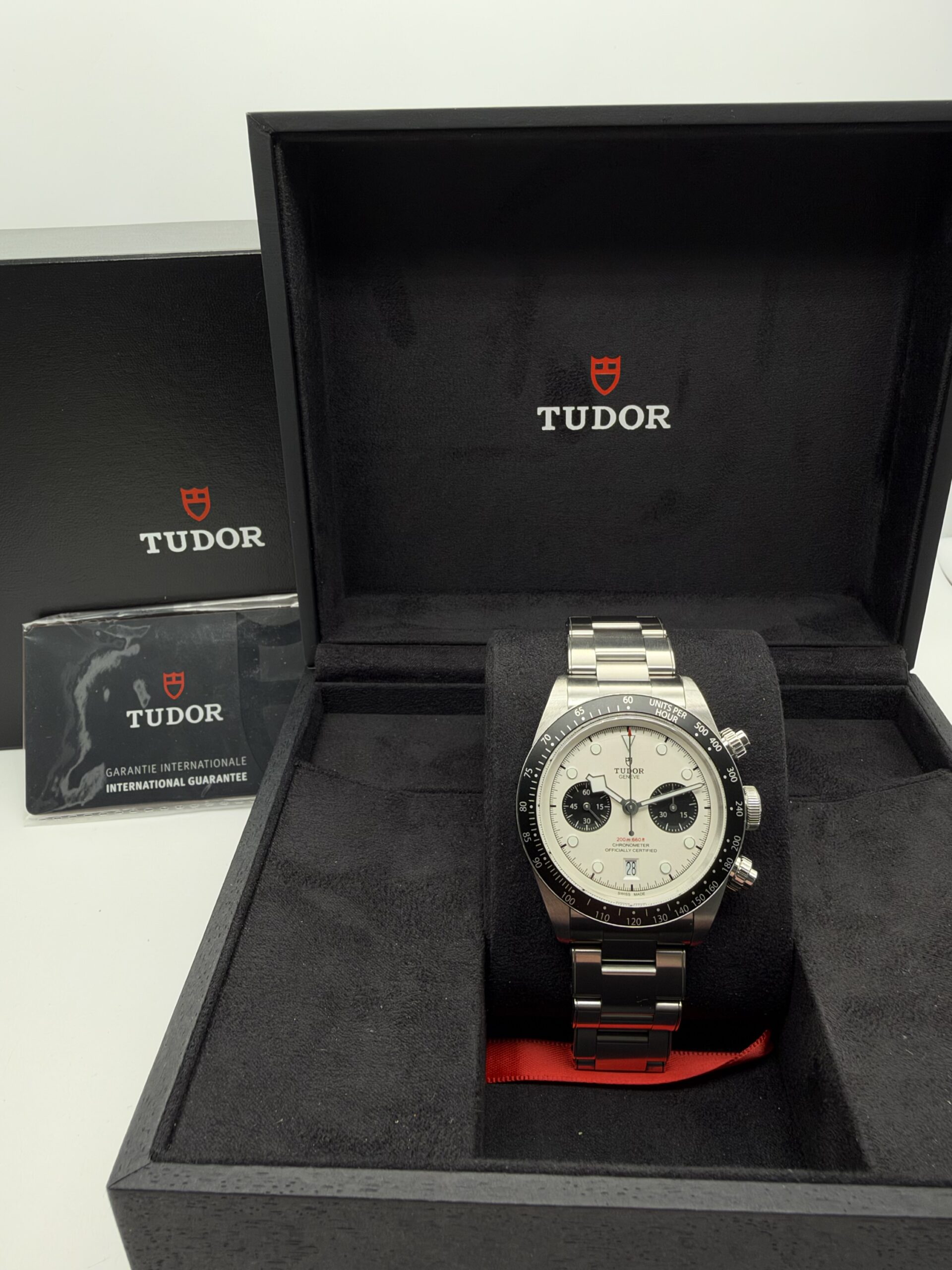 TUDOR BLACK BAY CHRONO PANDA 79360N – 2023 – FULL SET – LIKE NEW - Image 9