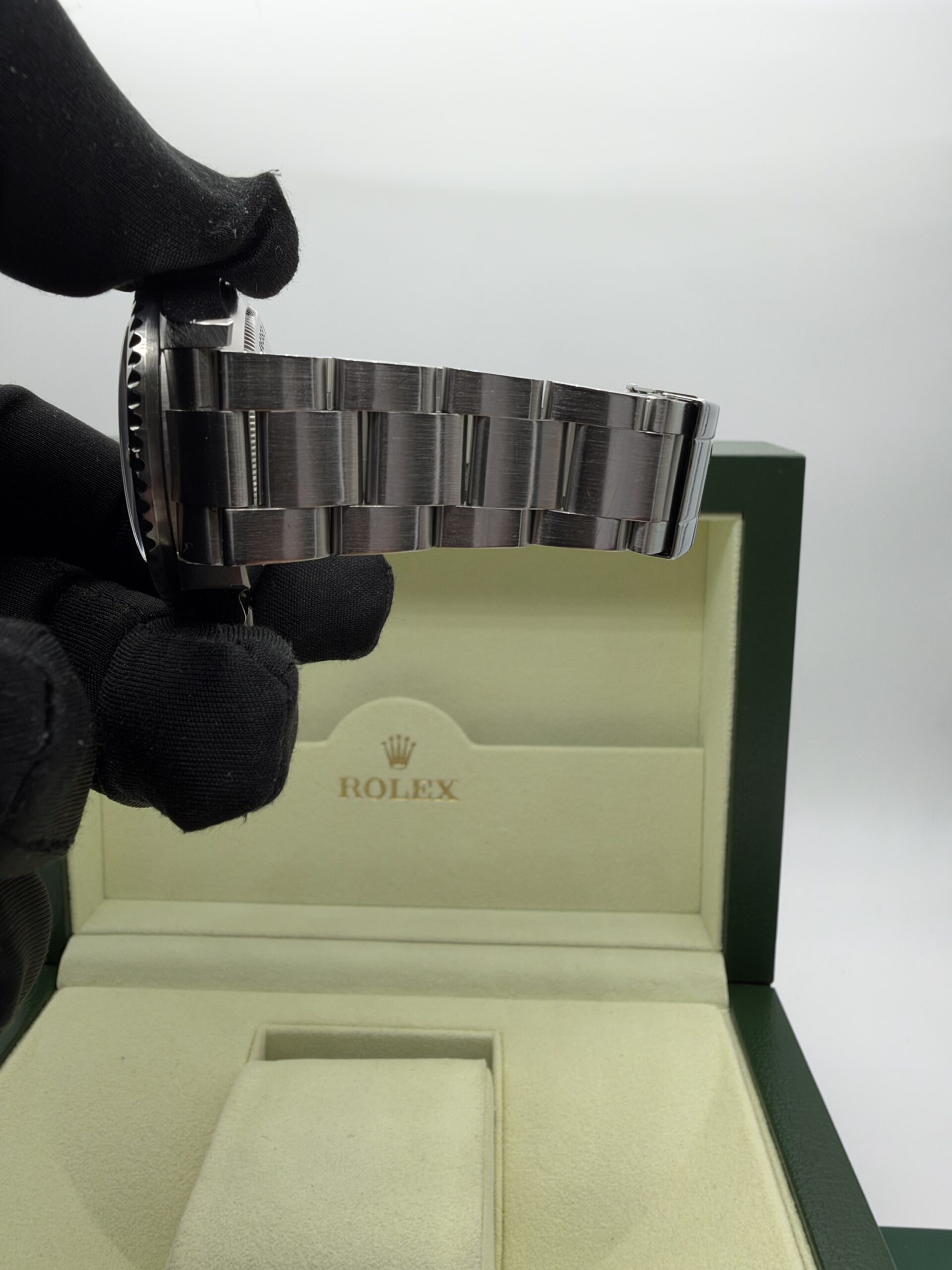 Rolex Sea-Dweller 40 | Ref. 16600 | 2008 | Unpolished – Italian Warranty Card - Image 9