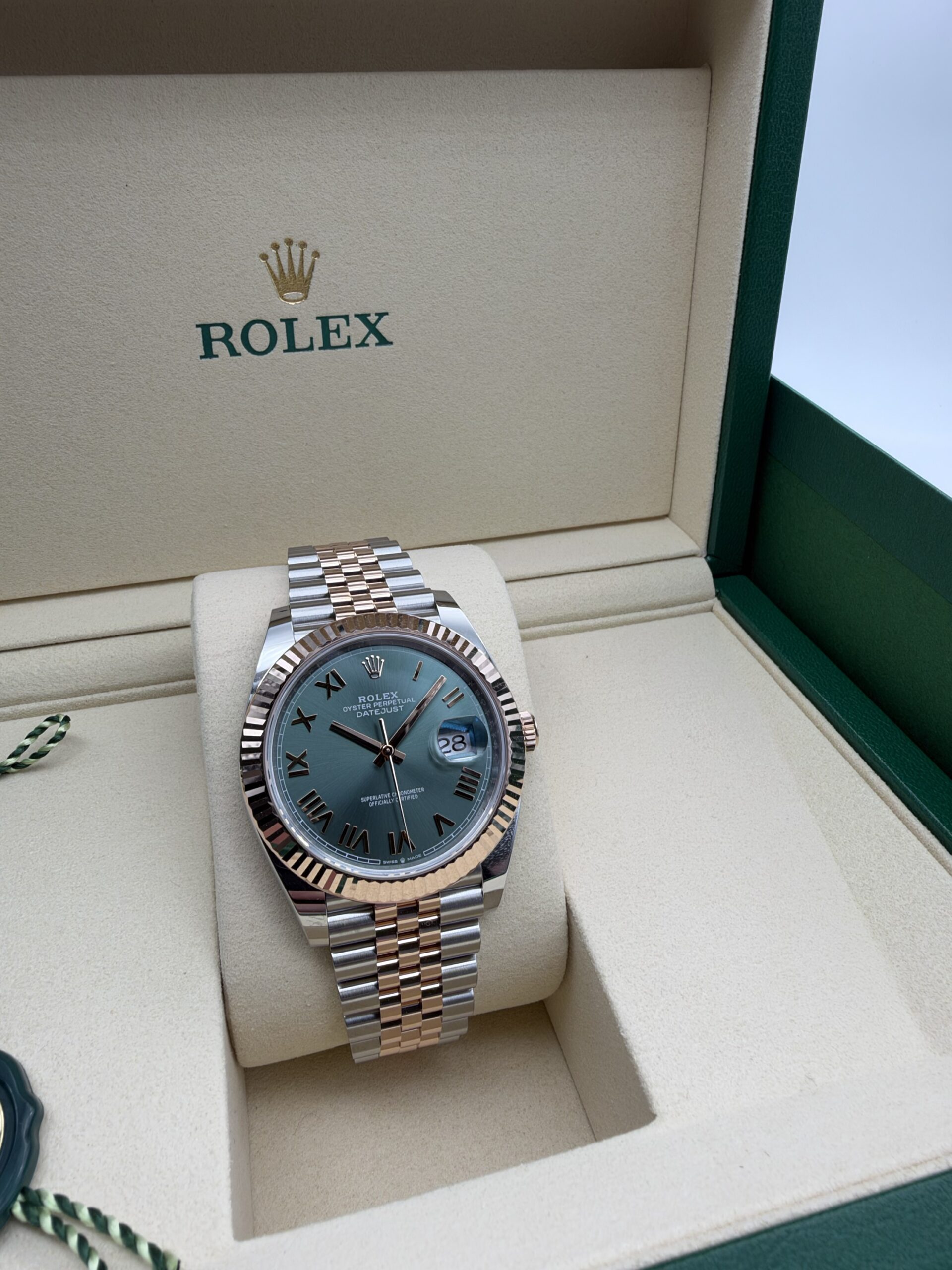 Rolex Datejust 41 | Ref. 126331 | 2026 | Mint Green Dial – Jubilee – Brand New - Image 6